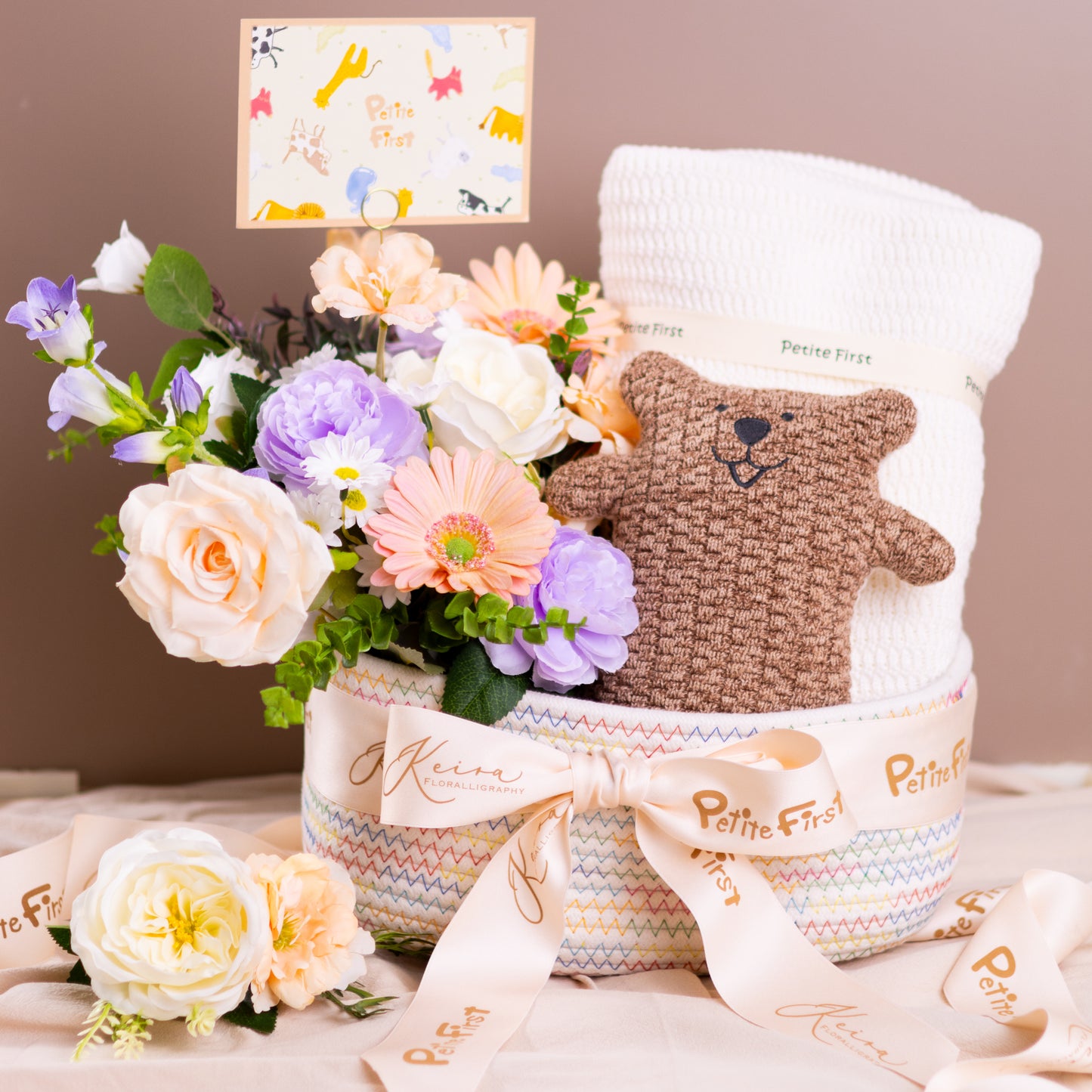 Petite Friend Premium Baby Hamper (Bruno the Bear / Baby Girl)