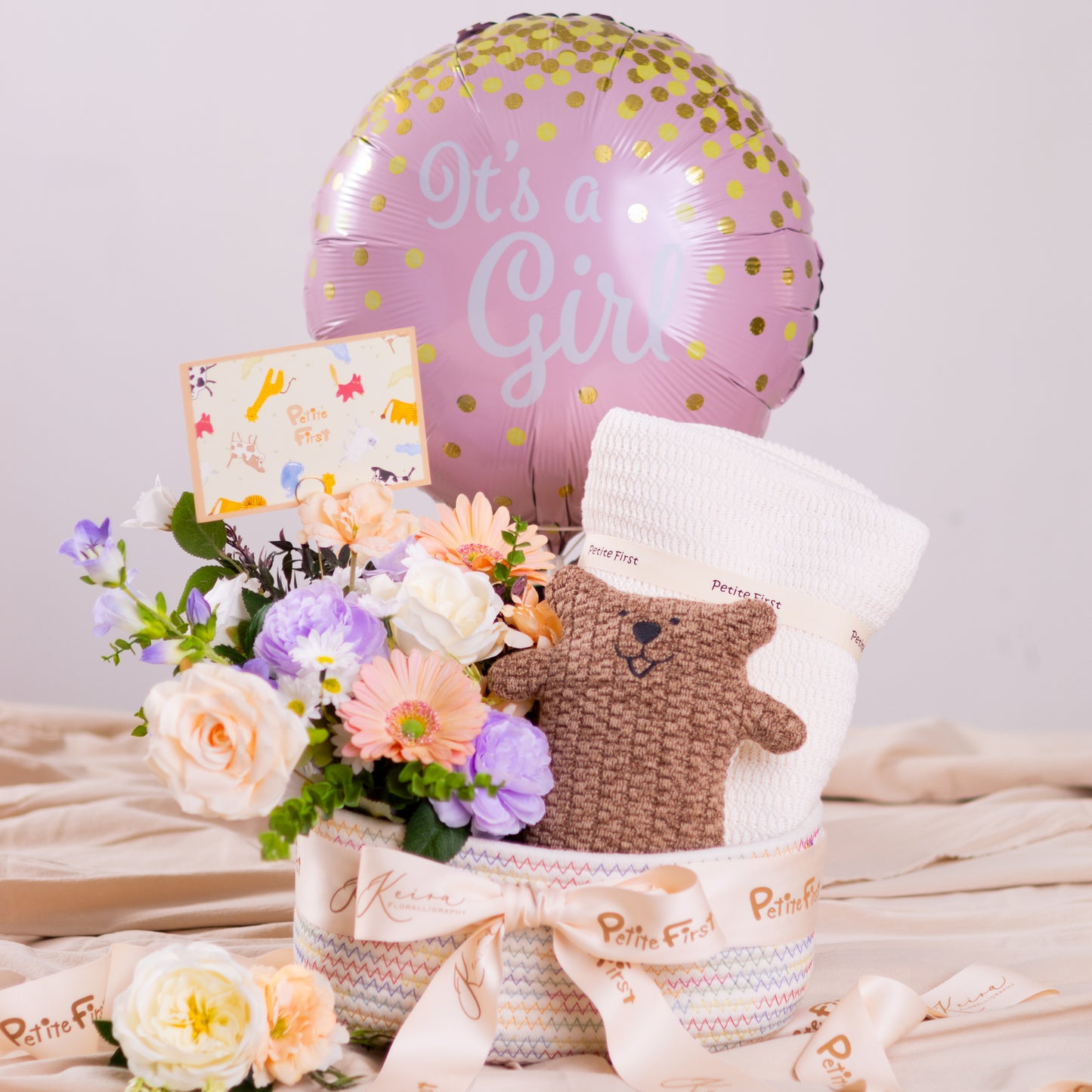 Petite Friend Premium Baby Hamper (Bruno the Bear / Baby Girl)