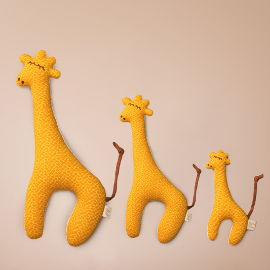 Giselle the Giraffe (Size option: S/M/L)