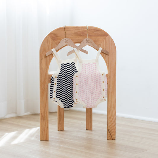Petite First cotton baby apparel is gentle to dedicate skin. Suitable for toddlers, providing a gentle care to babies. With size ranging from 6 months to 3 years old, Lovely and stylish clothing, designed by Hong Kong designers, make the best outfit for adorable petite ones for different seasons. 