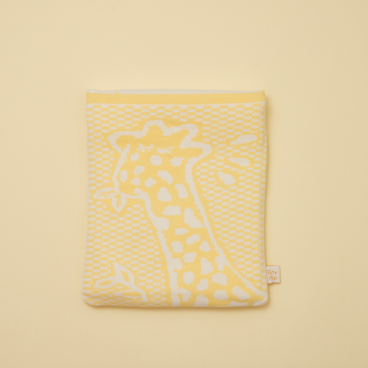 Giselle the Giraffe Soft Blanket