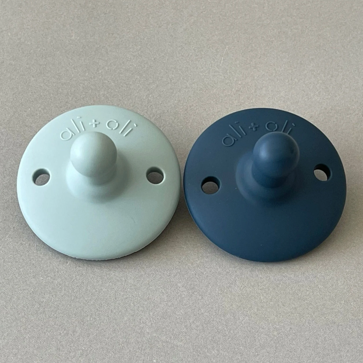 Ali+Oli Pacifier Set Round (Blue & Mist)