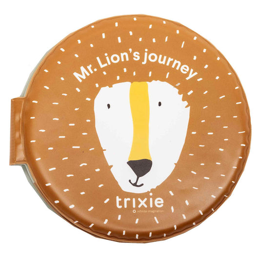 Trixie Bath book - Mr. Lion's journey